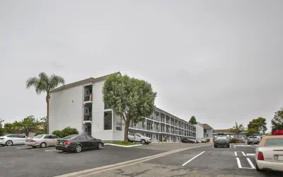 Best Western Surf City