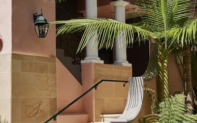 Hotel Bel-Air - Dorchester Collection