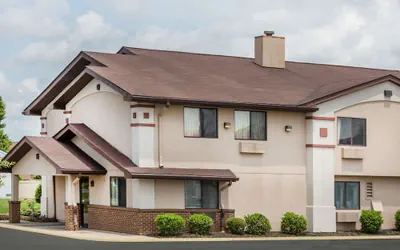 Super 8 by Wyndham Tappahannock VA