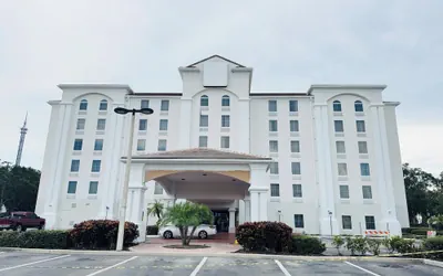 I-Drive Hotel at Universal