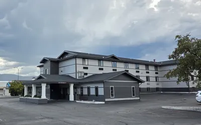 Big Sky Inn