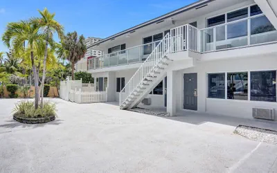 The Garden Hotel & Resort