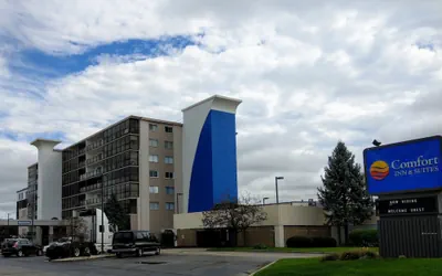 Comfort Inn & Suites Rochelle - DeKalb