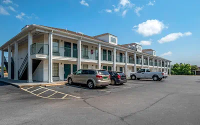 Econo Lodge Tupelo Barnes Crossing