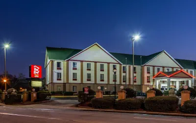 Red Roof Inn PLUS+ & Suites Atlanta Airport South