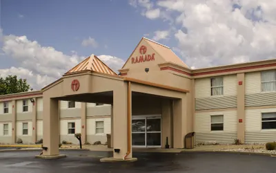 Ramada by Wyndham Angola/Fremont Area