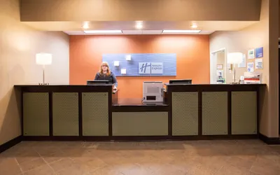 Holiday Inn Express & Suites Lexington by IHG
