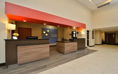 Holiday Inn Express Boston - Milford by IHG