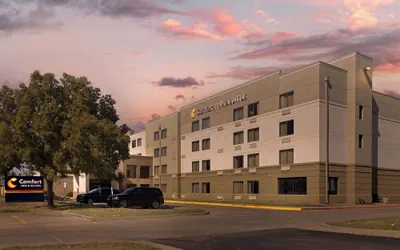 Comfort Inn & Suites Wichita Northeast