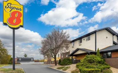 Super 8 by Wyndham Hagerstown I-70