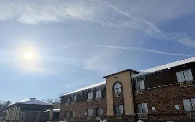 AmericInn by Wyndham Holland MI