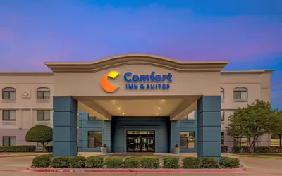 Comfort Inn & Suites Irving Las Colinas DFW
