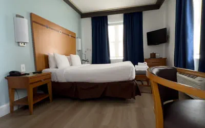 Majestic Hotel South Beach