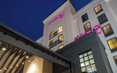 MOXY Memphis Downtown