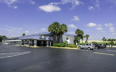 Days Inn by Wyndham Orlando Downtown