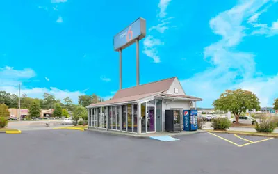 Motel 6 Tuscaloosa, AL – University