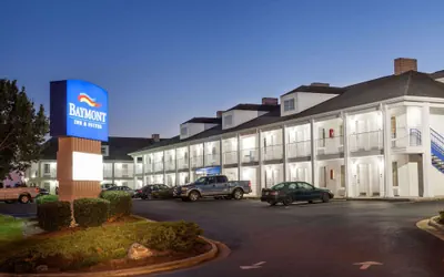 Baymont by Wyndham Hickory