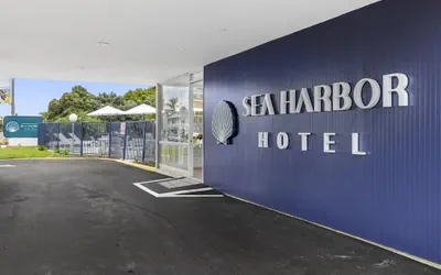 Sea Harbor Hotel
