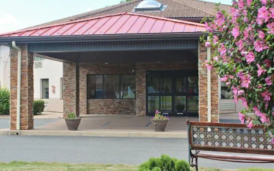 Comfort Inn & Suites West Springfield