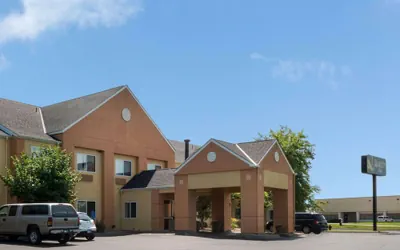 Quality Inn Lakeville North