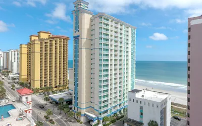 Carolinian Beach Resort by Vacasa