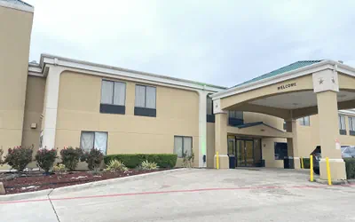 Super 8 by Wyndham Fort Worth Downtown South