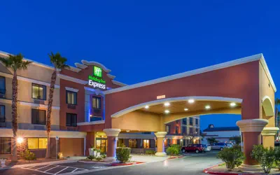 Holiday Inn Express Hotel & Suites Henderson by IHG
