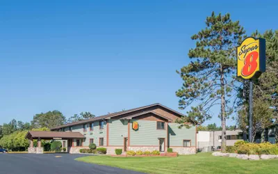 Super 8 by Wyndham Baxter/Brainerd Area