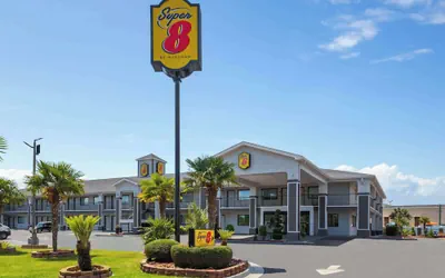 Super 8 by Wyndham Prattville Montgomery