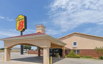 Super 8 by Wyndham Burleson Fort Worth Area
