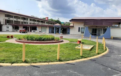 Americas Best Value Inn Moline