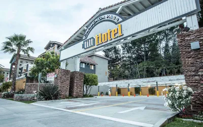 Tilt Hotel Universal/Hollywood