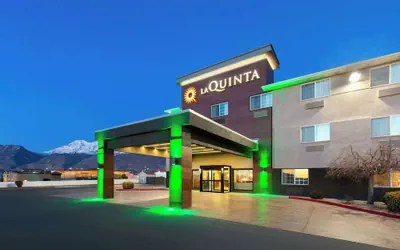 La Quinta Inn & Suites by Wyndham North Orem