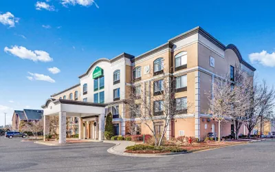 Wingate by Wyndham Chicago Schaumburg