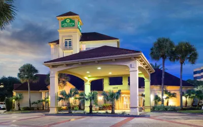 La Quinta Inn & Suites by Wyndham Jacksonville Butler Blvd