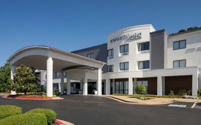 Courtyard by Marriott Texarkana