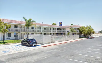 Vagabond Inn Buttonwillow North I-5