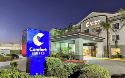 Comfort Suites Fresno River Park