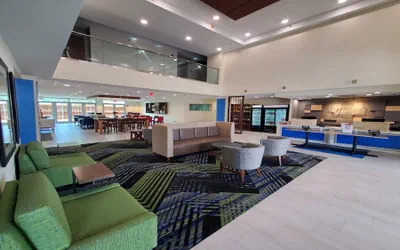 Holiday Inn Express & Suites Arlington North - Stadium Area by IHG