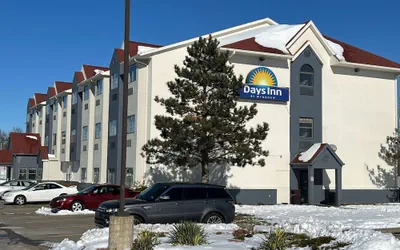 Days Inn by Wyndham near Kansas Speedway