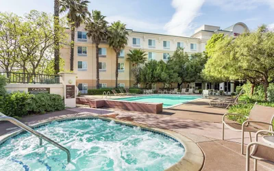 Hilton Garden Inn Fairfield