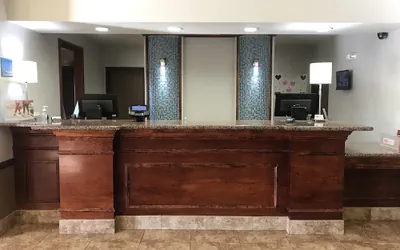 Holiday Inn Express Hotel & Suites Barstow-Outlet Center by IHG