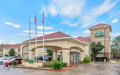 La Quinta Inn & Suites by Wyndham Conroe