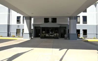 Super 8 by Wyndham Crossville TN