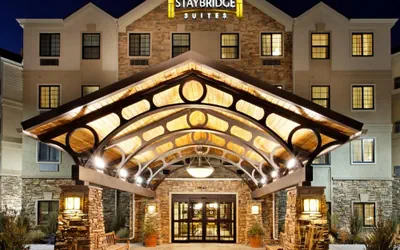 Staybridge Suites Chicago - Glenview by IHG