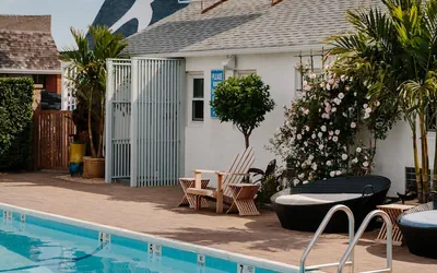 Daunt's Albatross Motel