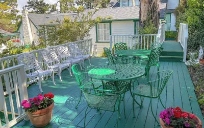 Carmel Green Lantern Inn