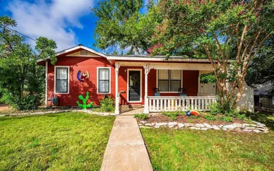 Ava and Weston Combo House