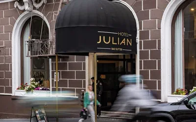 Hotel Julian
