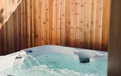 Little Dutch Cabin 102-12 min to Magnolia-baylor